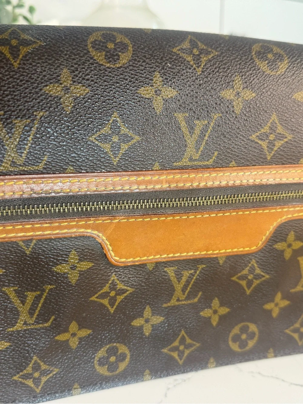 Authentic Louis Vuitton Saint Germain 28 – Vintage 1999 with printed COA